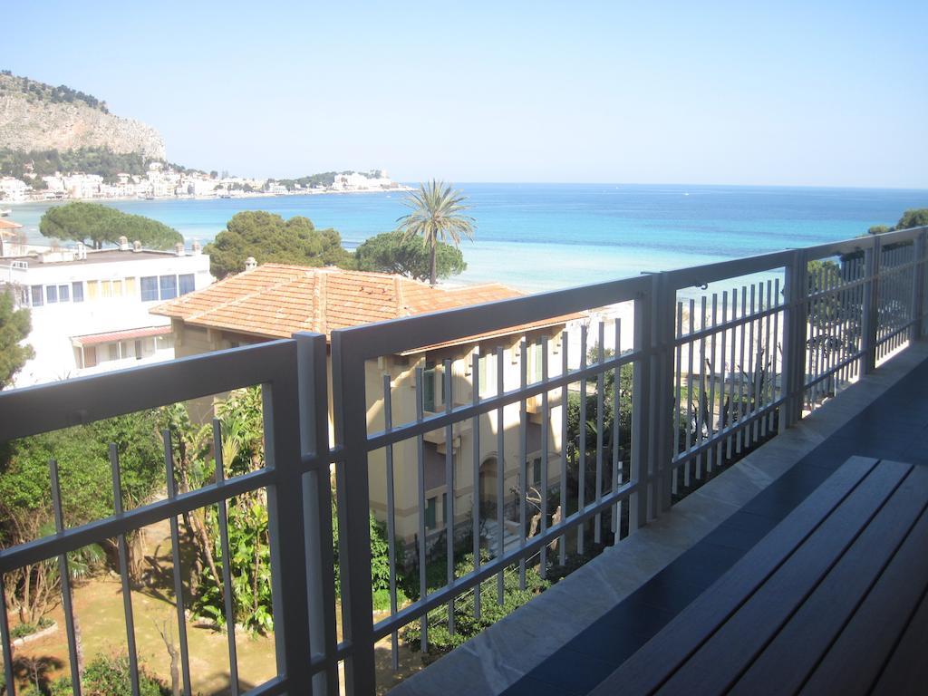 Mondello Luxury Apartment On The Beach Kültér fotó